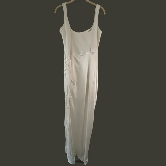 Cinq à Sept MARIAN GOWN in Ivory NWT Size 4 - Picture 6 of 16
